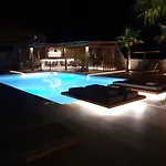 Aqua Blu 